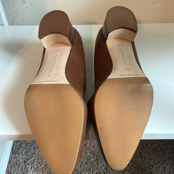 Manolo Blahnik Heel - Picture 3 of 4